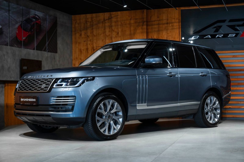 Land Rover Range Rover P400e Plug-in Hybrid SV A