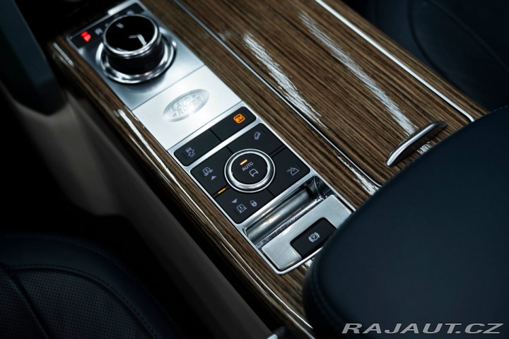 Land Rover Range Rover P400e Plug-in Hybrid SV A 1800