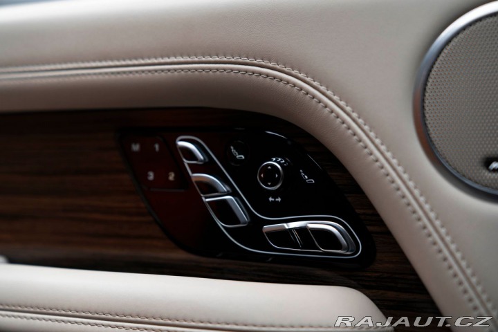 Land Rover Range Rover P400e Plug-in Hybrid SV A 1800