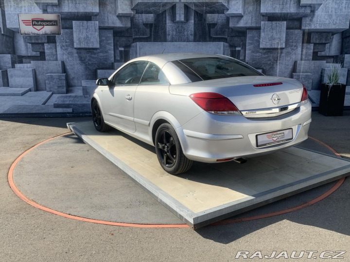 Opel Astra 1.6i, 85KW, KABRIOLET 2008