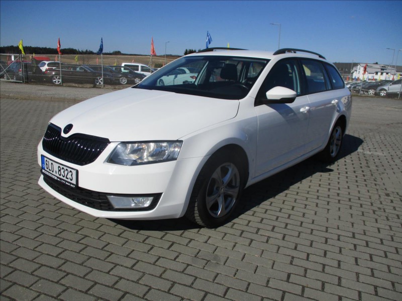 Škoda Octavia 1,6 TDi 77kw Ambiente, po