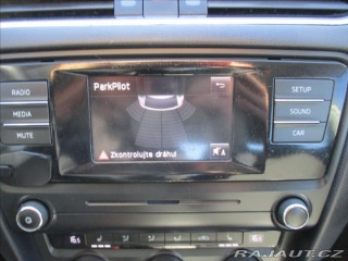 Škoda Octavia 1,6 TDi 77kw Ambiente, po 2015