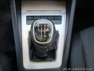 Škoda Octavia 1,6 TDi 77kw Ambiente, po 2015