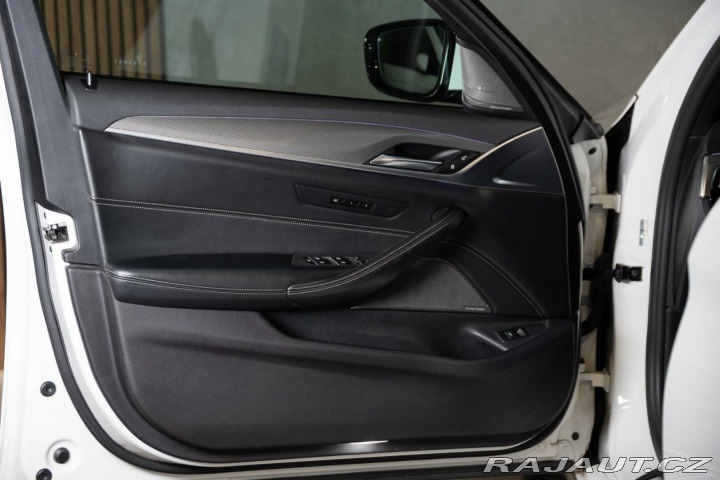BMW 5 Touring 530d xDrive A/T 2017