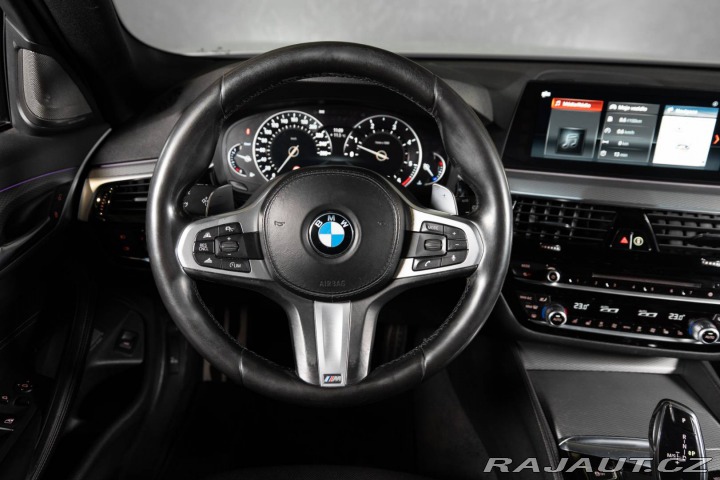 BMW 5 Touring 530d xDrive A/T 2017