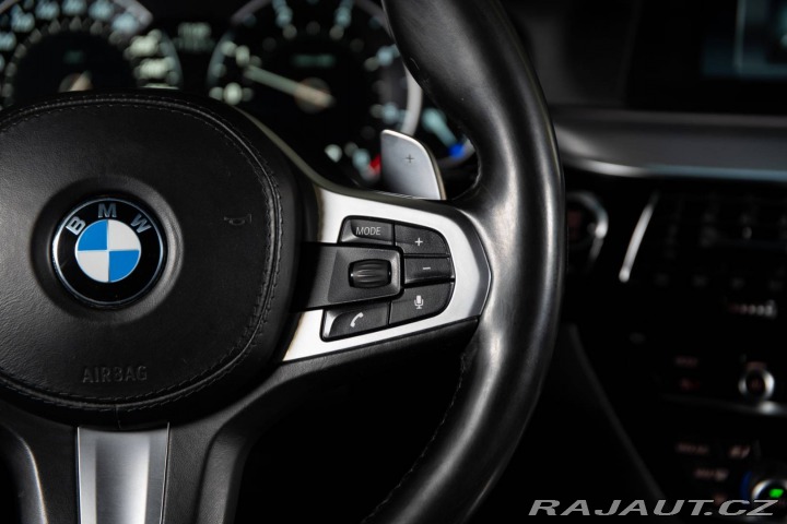 BMW 5 Touring 530d xDrive A/T 2017