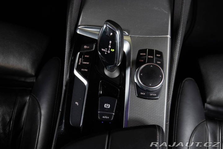 BMW 5 Touring 530d xDrive A/T 2017