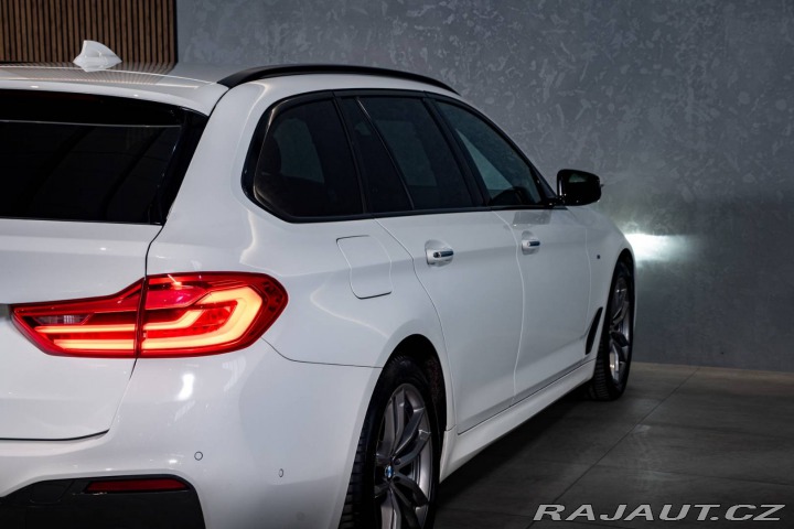 BMW 5 Touring 530d xDrive A/T 2017