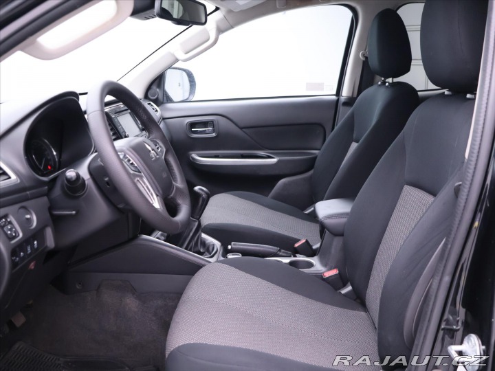 Mitsubishi L200 2,3 DI-D 4WD Intense 1.Ma 2020