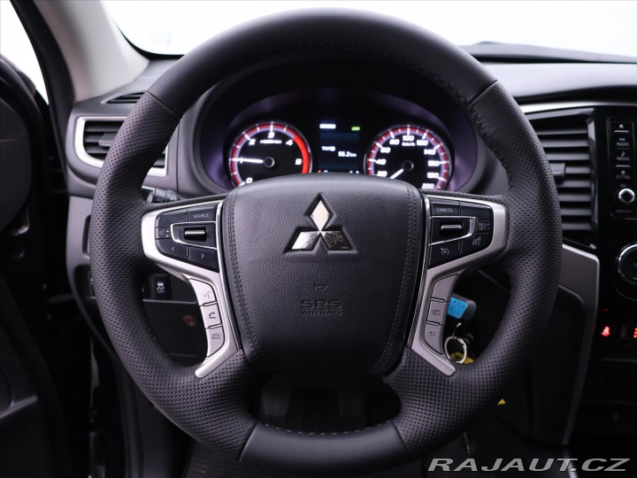 Mitsubishi L200 2,3 DI-D 4WD Intense 1.Ma 2020