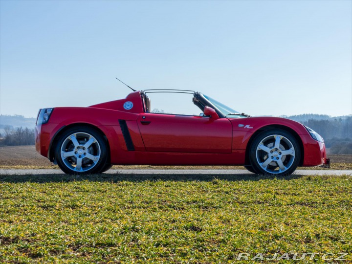 Opel Speedster 2,2 16V 2002