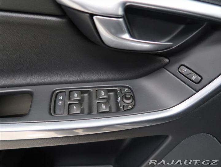 Volvo XC60 2,0 D4 Drive-E AUT 2015