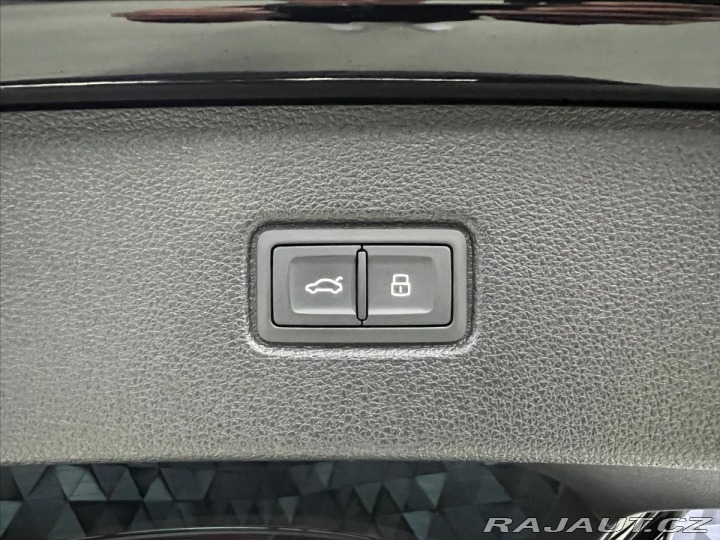 Audi Q7 50TDI QUATTRO S-LINE, MAT 2021