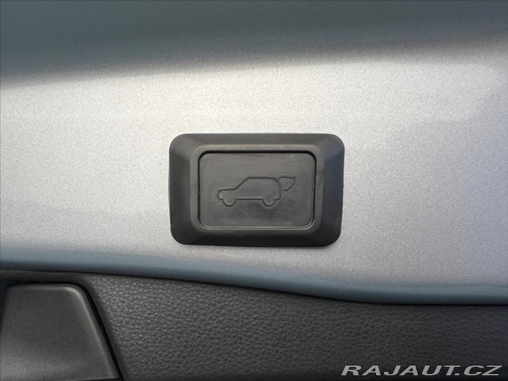 Toyota RAV4 2,5 HYBRID e-CVT AWD COMF 2019