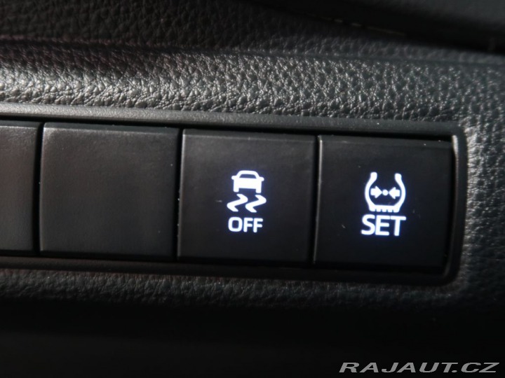Toyota Corolla 1.8Hybrid,CZ,1Maj,Comfort 2020