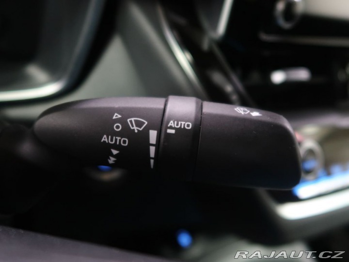 Toyota Corolla 1.8Hybrid,CZ,1Maj,Comfort 2020
