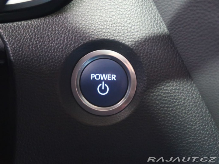Toyota Corolla 1.8Hybrid,CZ,1Maj,Comfort 2020