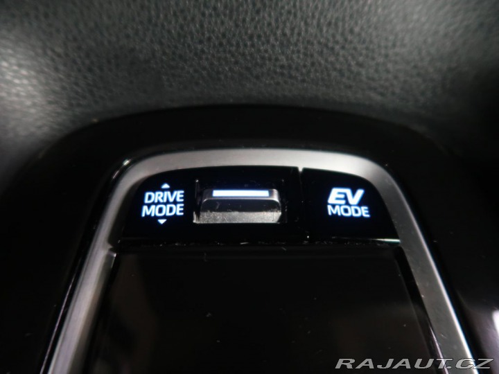 Toyota Corolla 1.8Hybrid,CZ,1Maj,Comfort 2020
