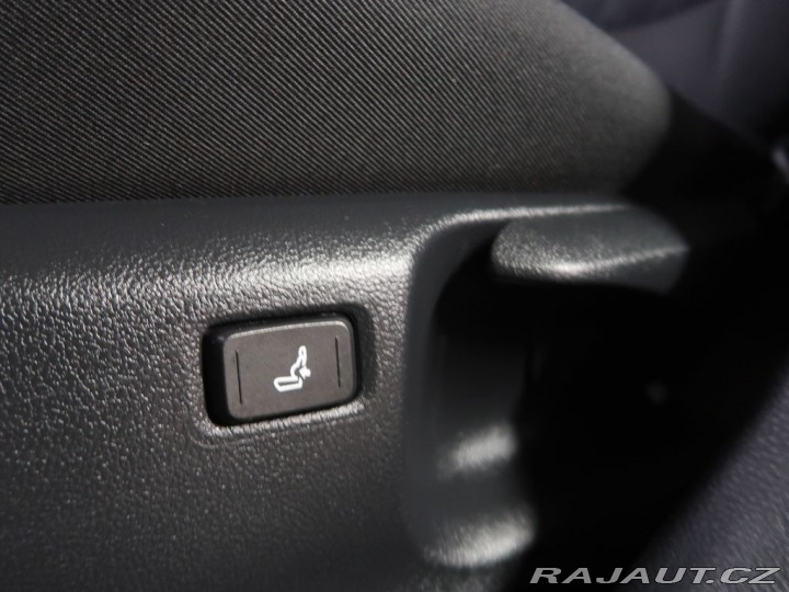Toyota Corolla 1.8Hybrid,CZ,1Maj,Comfort 2020