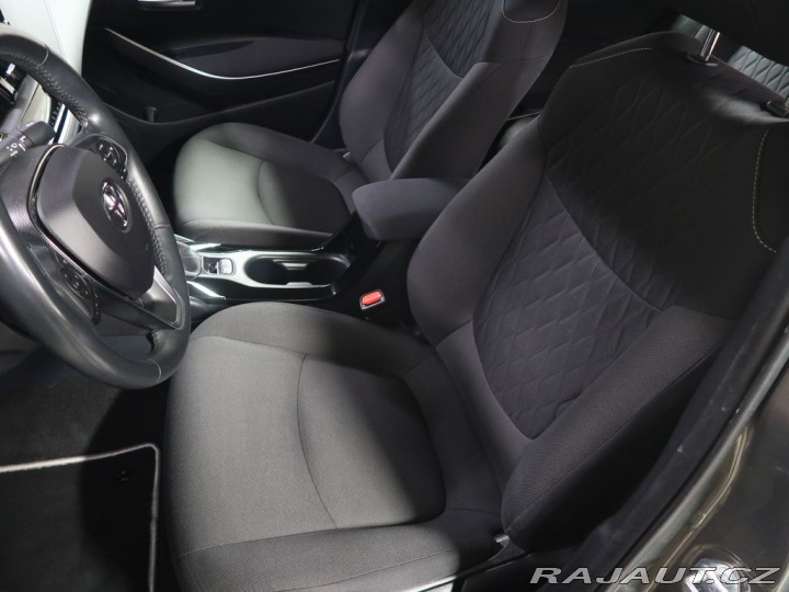 Toyota Corolla 1.8Hybrid,CZ,1Maj,Comfort 2020