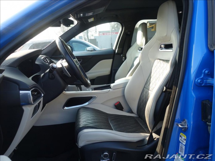 Jaguar F-Pace 5,0 SVR, 550HP,1.Maj,ČR,D 2020