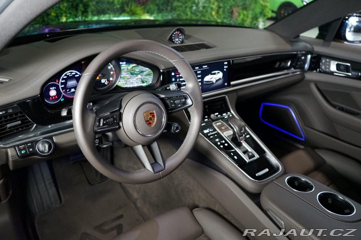Porsche Panamera 4 PDLS PDCC Chrono Záruka 2022