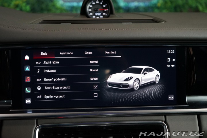 Porsche Panamera 4 PDLS PDCC Chrono Záruka 2022