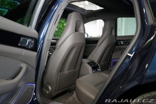 Porsche Panamera 4 PDLS PDCC Chrono Záruka 2022