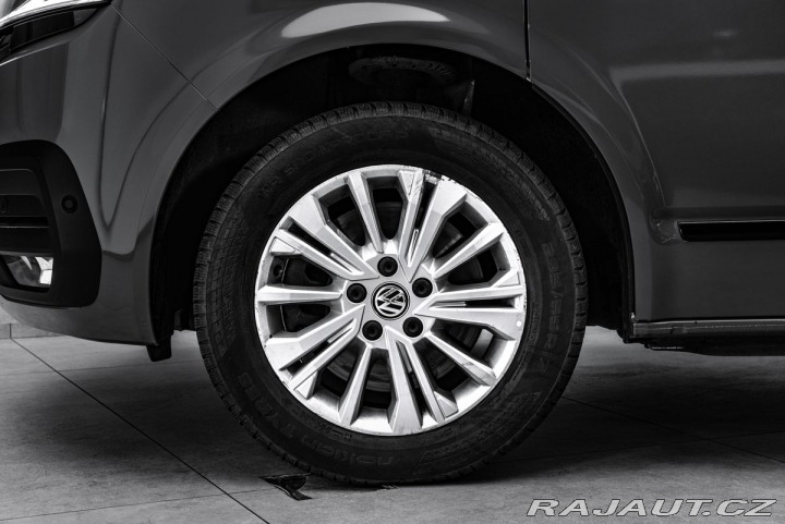 Volkswagen Multivan 2,0TDI 4M DSG Highline 2020