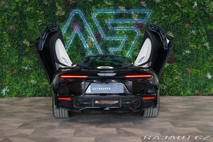 McLaren GT Lift B&W LED Záruka 2023