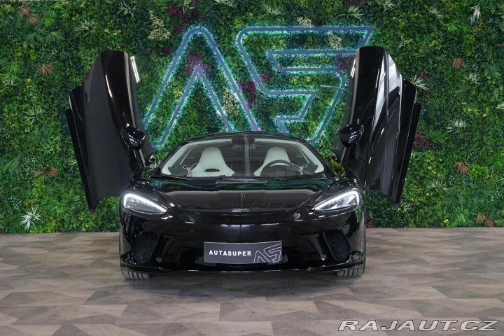 McLaren GT Lift B&W LED Záruka 2023