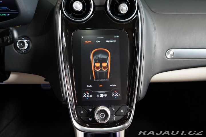 McLaren GT Lift B&W LED Záruka 2023