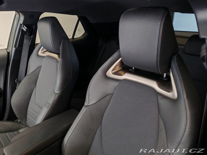 Toyota C-HR 1.8 Hybrid E-CVT Executi 2023