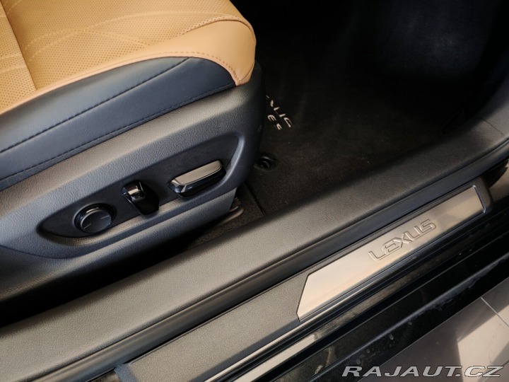 Lexus Ostatní modely ES 300h 300h Prestige 2024
