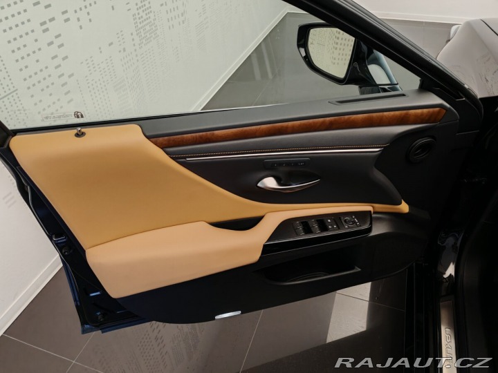 Lexus Ostatní modely ES 300h 300h Prestige 2024