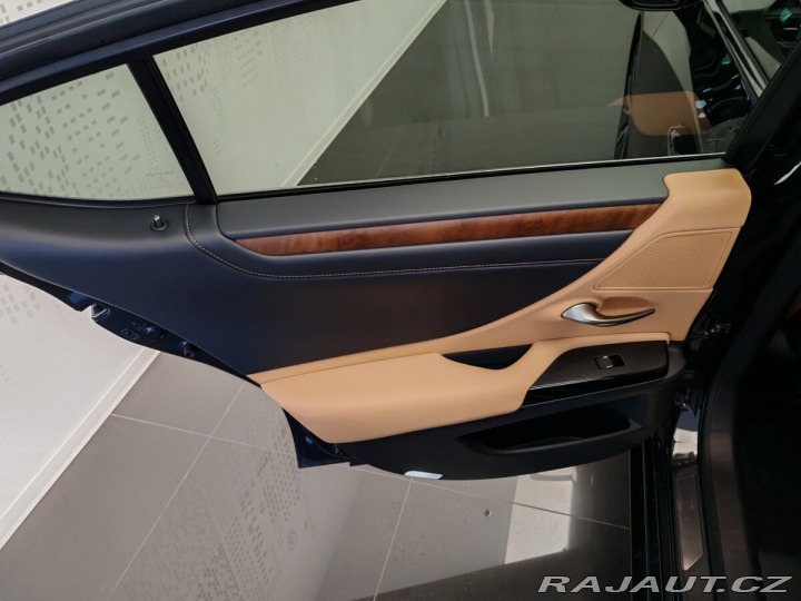 Lexus Ostatní modely ES 300h 300h Prestige 2024