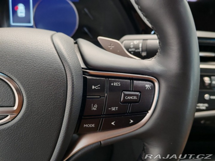 Lexus Ostatní modely ES 300h 300h Prestige 2024