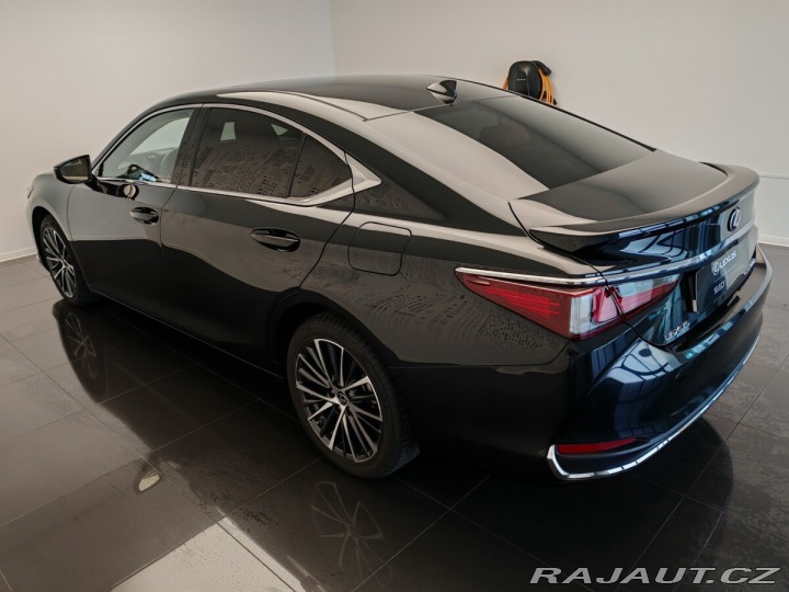 Lexus Ostatní modely ES 300h 300h Prestige 2024