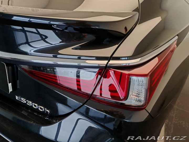 Lexus Ostatní modely ES 300h 300h Prestige 2024
