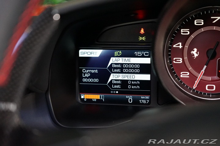 Ferrari F8 Tributo Lift Carbon Dayto 2022