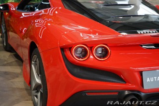 Ferrari F8 Tributo Lift Carbon Dayto 2022