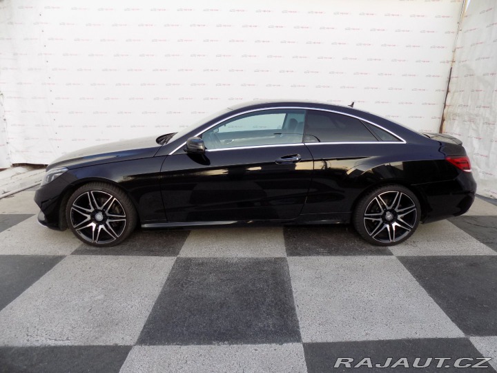 Mercedes-Benz E 350d/AMG-Line/DPH/LED/ 2015