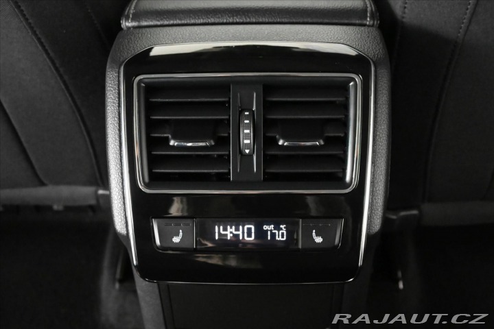 Škoda Superb 2,0 TDI 110 kW *STYLE* Zá 2021