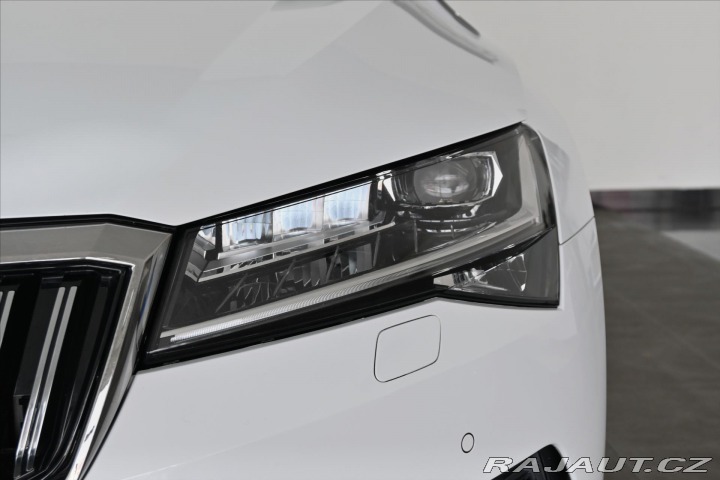Škoda Superb 2,0 TDI 110 kW *STYLE* Zá 2021