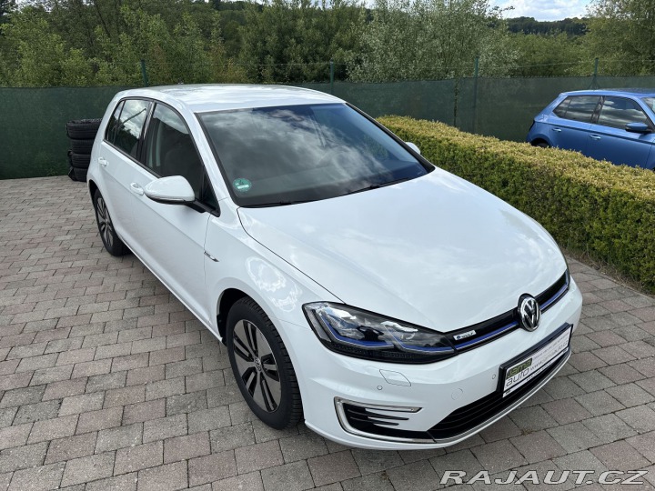Volkswagen e-Golf REZERVOVÁNO, 100kW 32kWh 2020