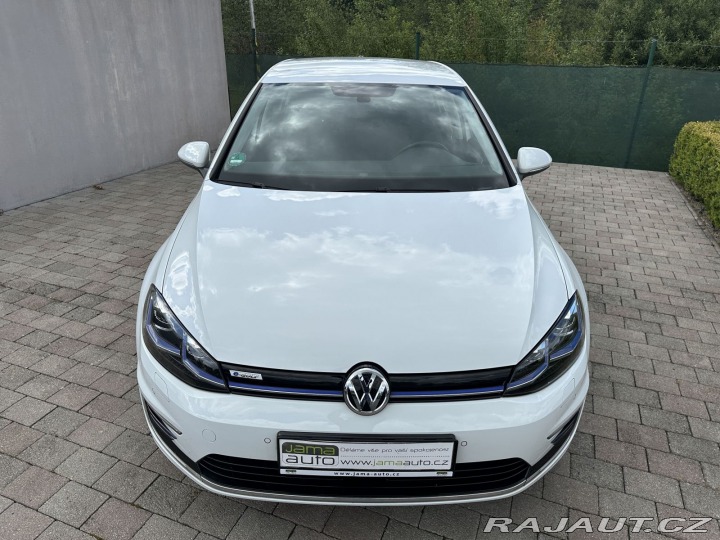 Volkswagen e-Golf REZERVOVÁNO, 100kW 32kWh 2020