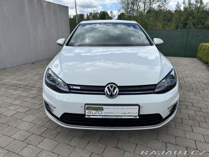 Volkswagen e-Golf REZERVOVÁNO, 100kW 32kWh 2020