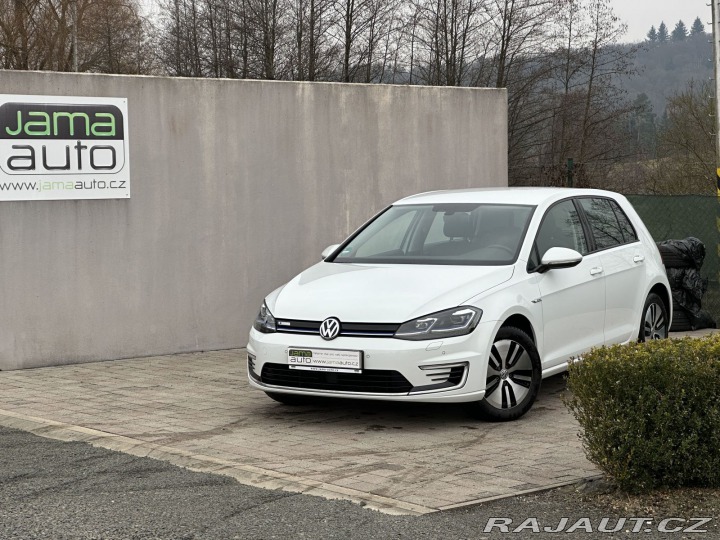 Volkswagen e-Golf 100kW 32kWh AC/DC TEPELNÉ 2020