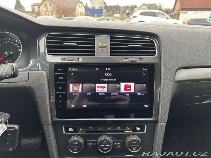 Volkswagen e-Golf 100kW 32kWh AC/DC TEPELNÉ 2020