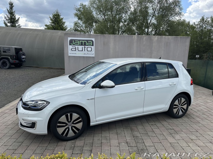 Volkswagen e-Golf REZERVOVÁNO, 100kW 32kWh 2020
